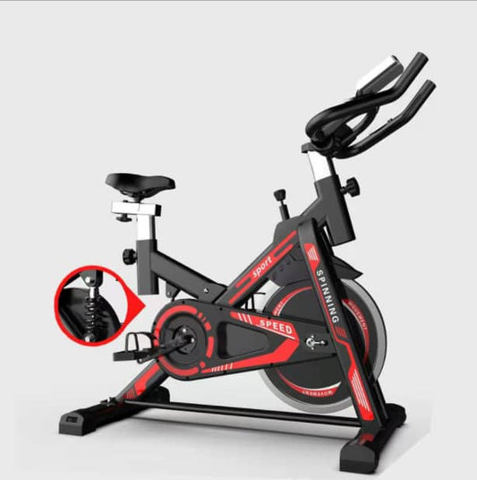 Vélo d'appartement ultra-silencieux équipement d'exercice de gymnastique à domicile système de freinage magnétique pour la perte de poids en acier