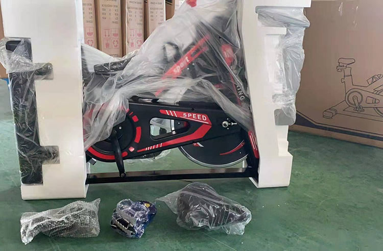 150000 FCFA Vélo d'appartement ultra-silencieux équipement d'exercice de gymnastique à domicile système de freinage magnétique pour la perte de poids en acier